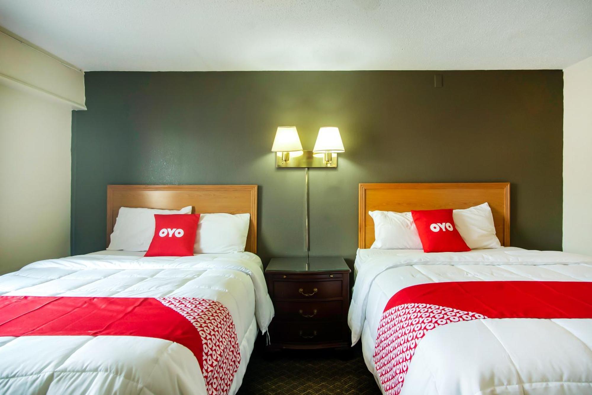 Oyo Hotel Hutchinson West 4Th Ave Zewnętrze zdjęcie