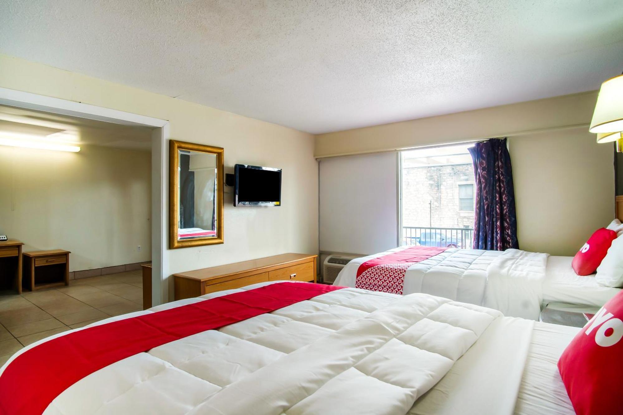 Oyo Hotel Hutchinson West 4Th Ave Zewnętrze zdjęcie